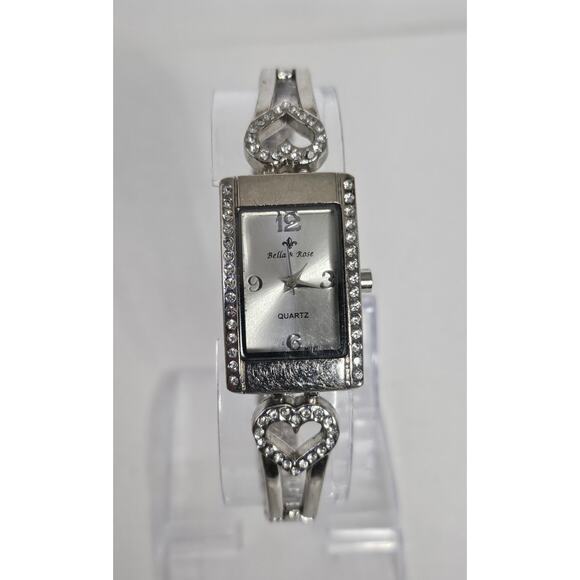 Gorgeous Bella & Rosa Ladies Crystal Hearts Quartz Watch New Battery Runs Great